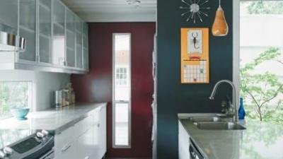 The Freeman Feldmann Shipping Container Home