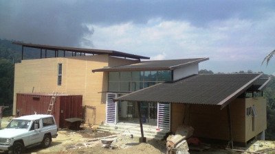 Recycled Container House in Bukit Tinggi, Malaysia